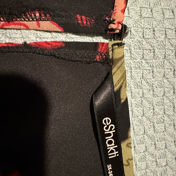 Romper or jumpsuit - Picture 4 of 5